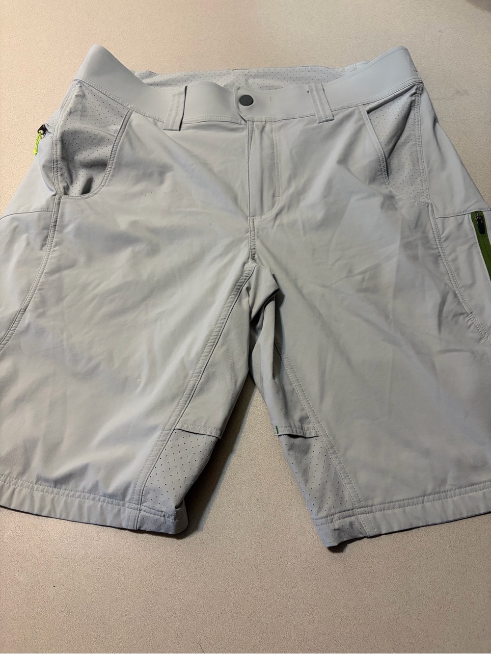 Stio Men's Light Gray Hybrid Performance Shorts with Lime Zip Accents